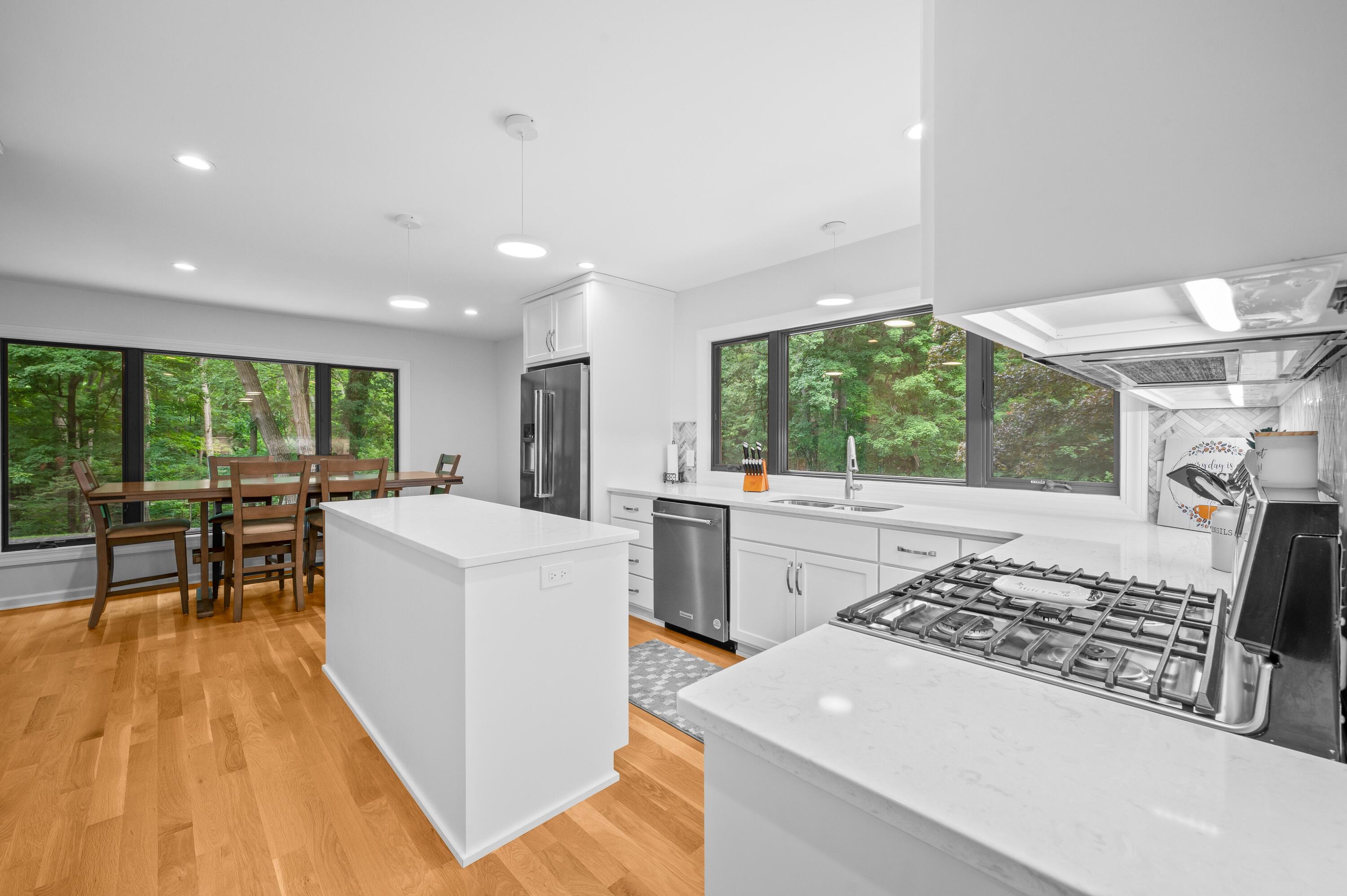 Bridgman, Michigan, 49106, United States, 5 Bedrooms Bedrooms, ,3 BathroomsBathrooms,Residential,Active,1922345