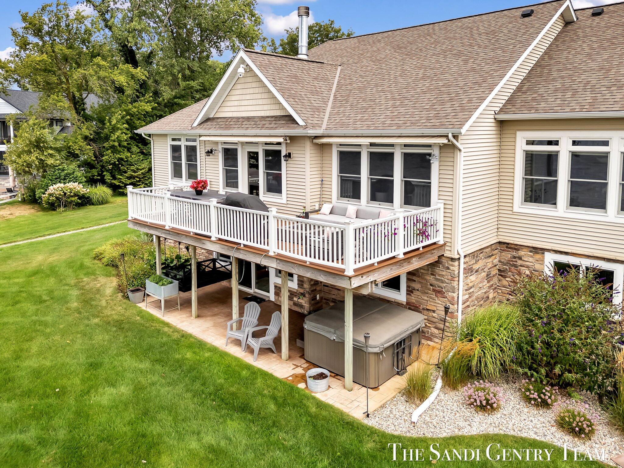 Spring Lake, Michigan, 49456, United States, 4 Bedrooms Bedrooms, ,3 BathroomsBathrooms,Residential,Active,1914577