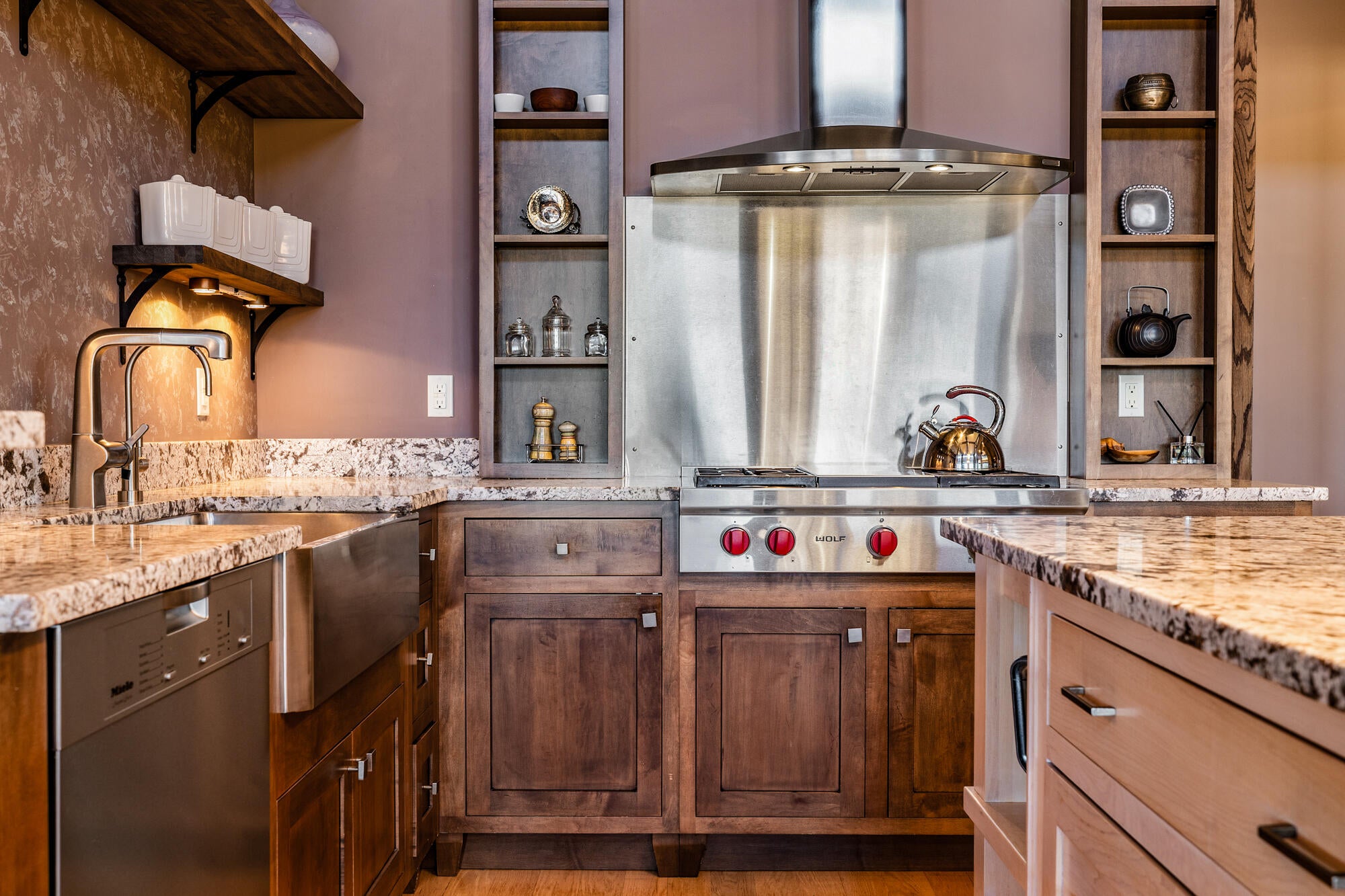 Berrien Springs, Michigan, 49103, United States, ,5 BathroomsBathrooms,Residential,Active,1849497