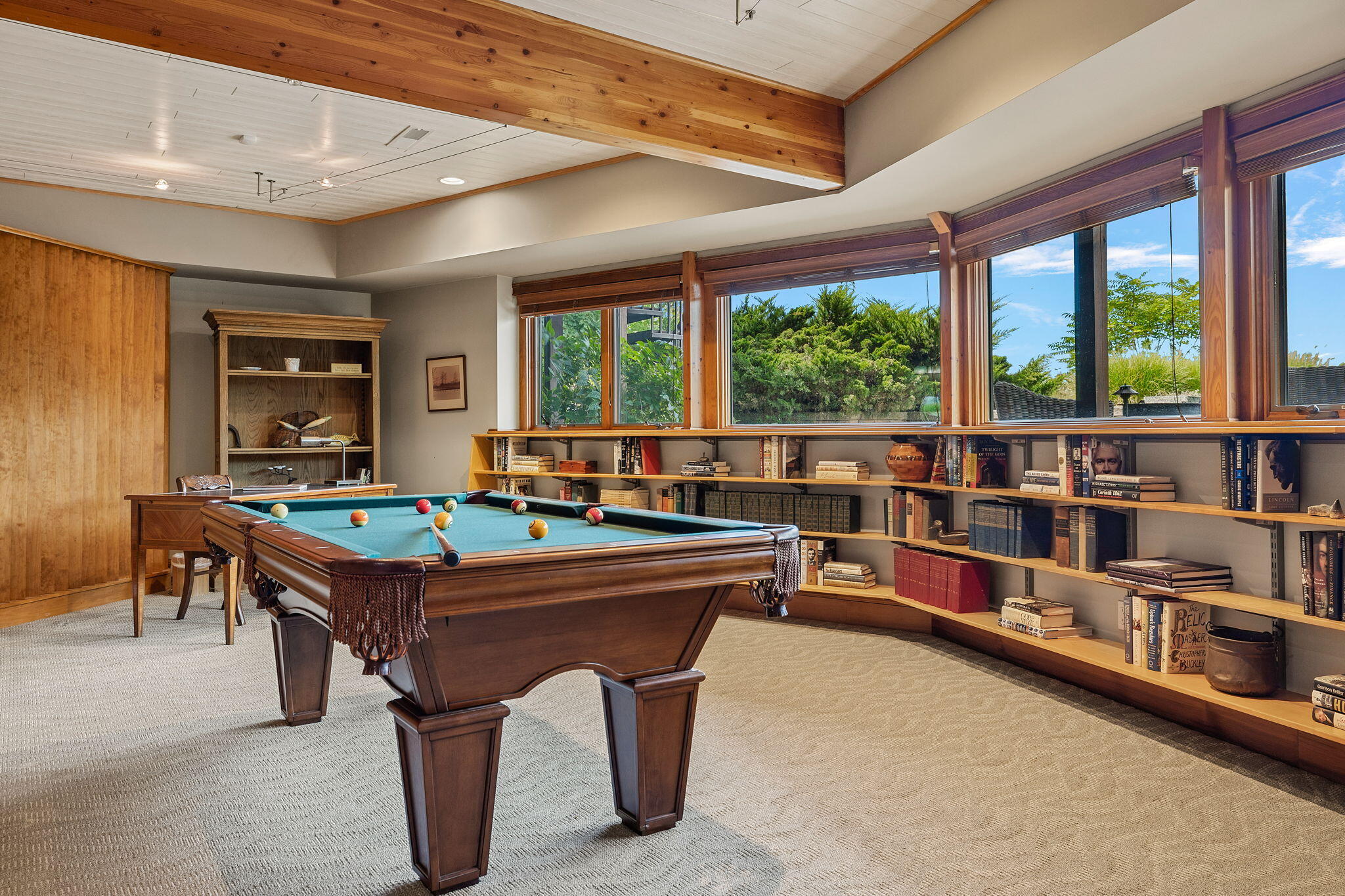Coloma, Michigan, 49038, United States, 4 Bedrooms Bedrooms, ,5 BathroomsBathrooms,Residential,Active,1909829
