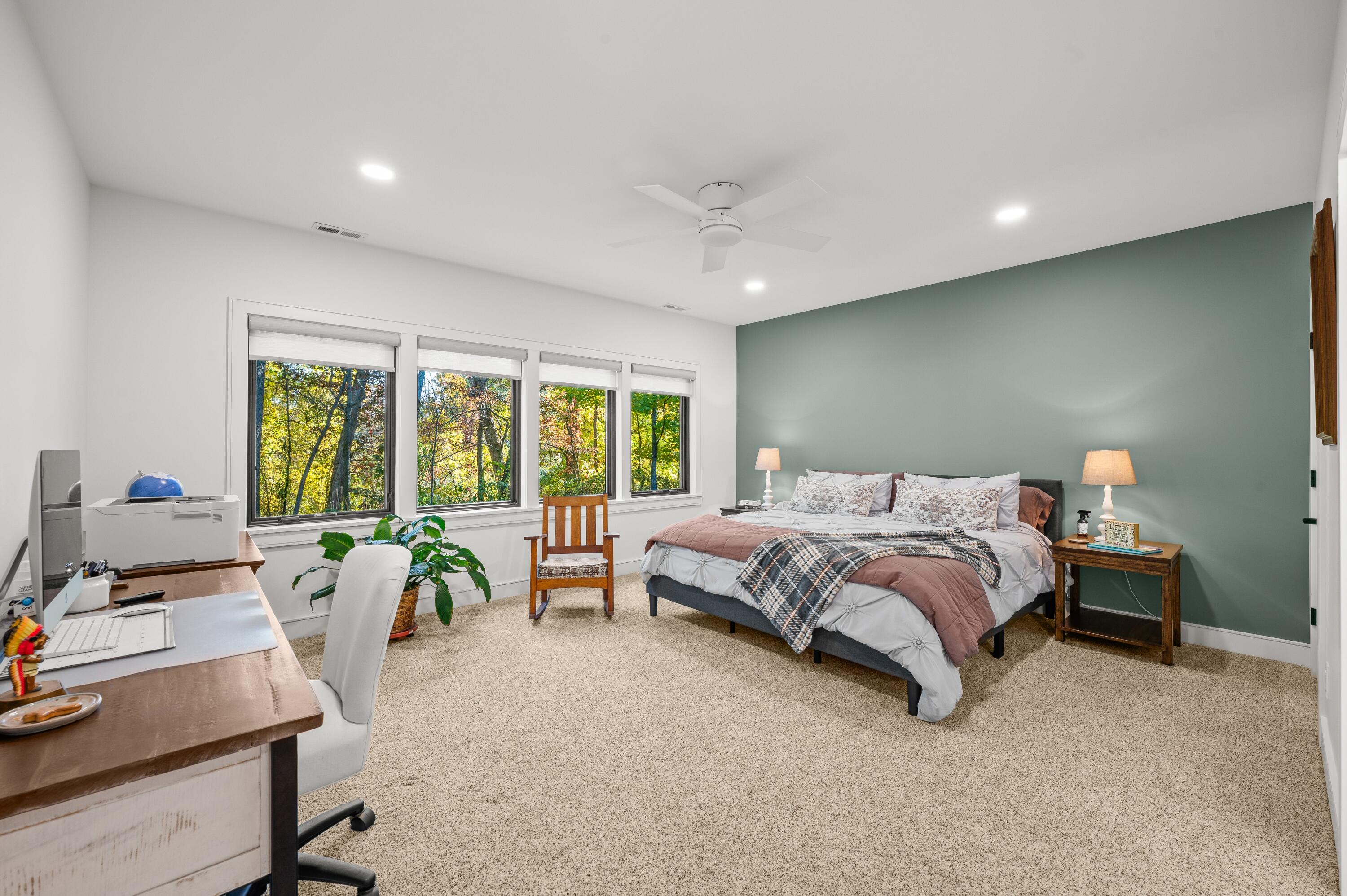 St. Joseph, Michigan, 49085, United States, 6 Bedrooms Bedrooms, ,6 BathroomsBathrooms,Residential,Active,1985598