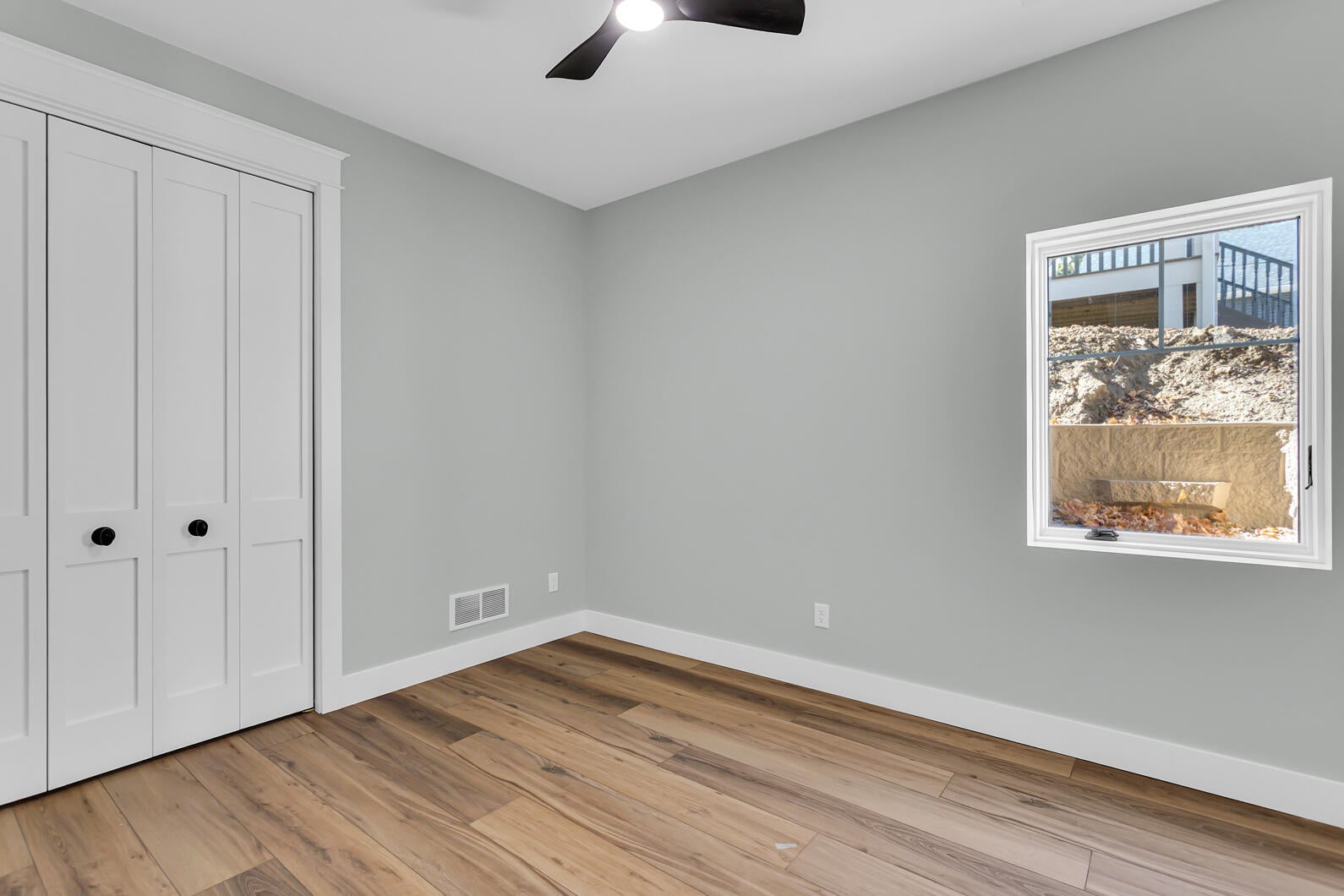 Manitou Beach, Michigan, 49253, United States, 5 Bedrooms Bedrooms, ,4 BathroomsBathrooms,Residential,Active,1989794