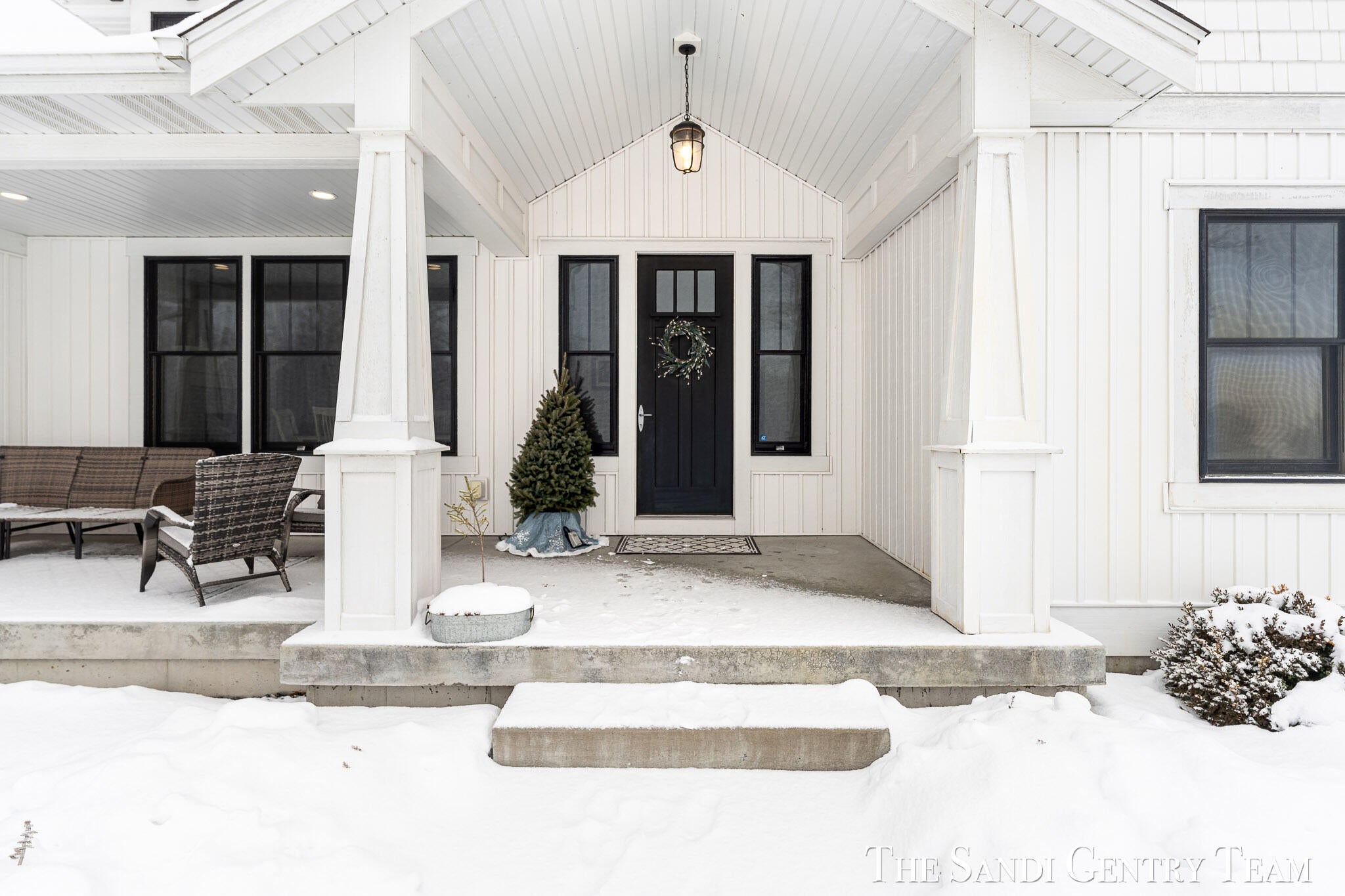 West Olive, Michigan, 49460, United States, 4 Bedrooms Bedrooms, ,4 BathroomsBathrooms,Residential,Active,2001073