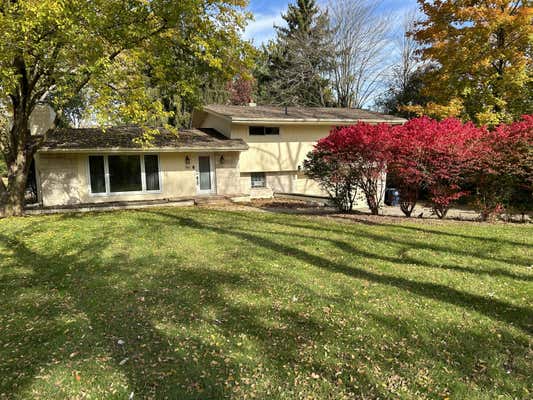 146 W HICKORY GROVE RD, BLOOMFIELD HILLS, MI 48304 - Image 1