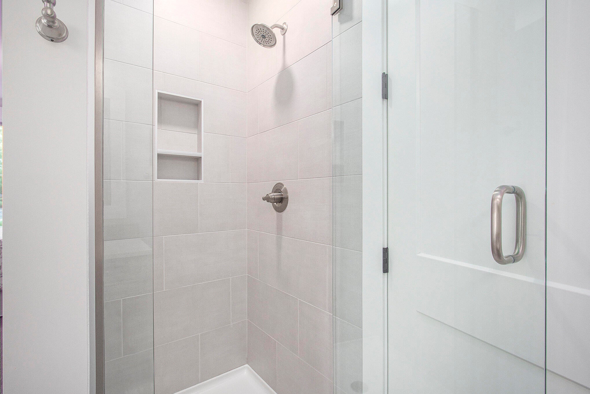 Holland, Michigan, 49424, United States, 3 Bedrooms Bedrooms, ,3 BathroomsBathrooms,Residential,Active,1970962