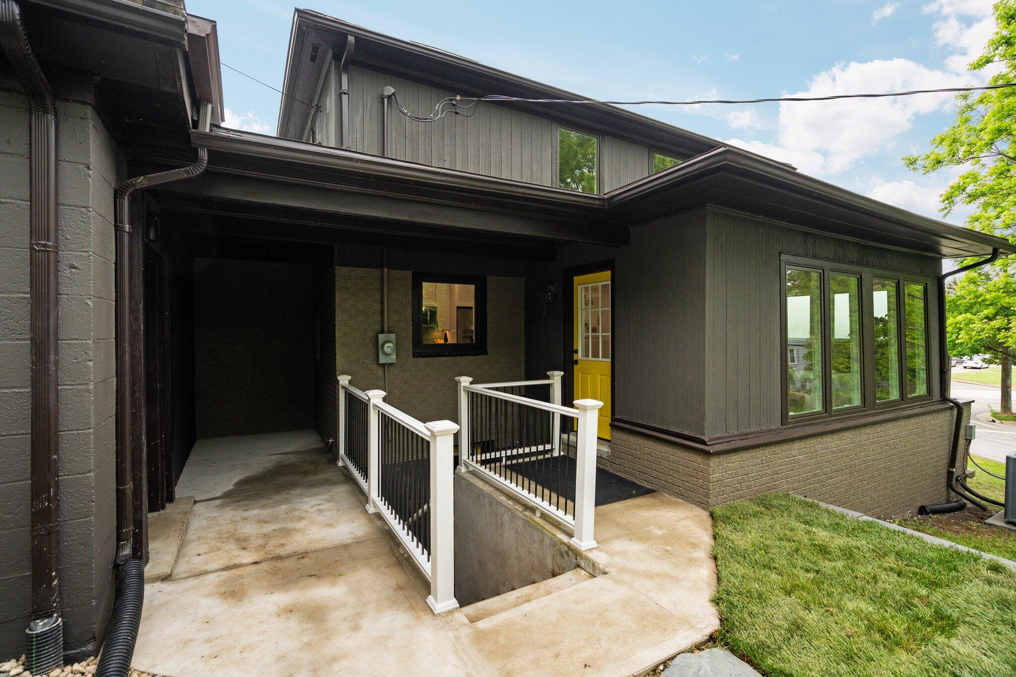 Ann Arbor, Michigan, 48104, United States, 4 Bedrooms Bedrooms, ,4 BathroomsBathrooms,Residential,Active,1831800