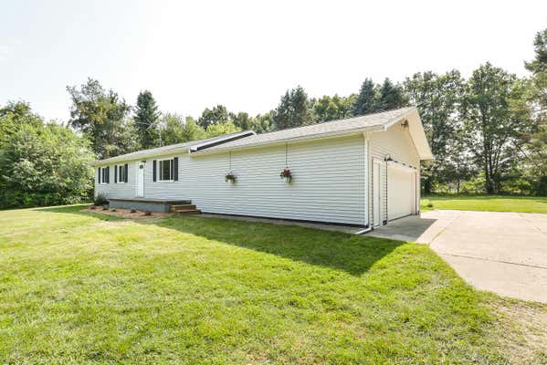 6534 PINCKNEY RD, PINCKNEY, MI 48169 - Image 1