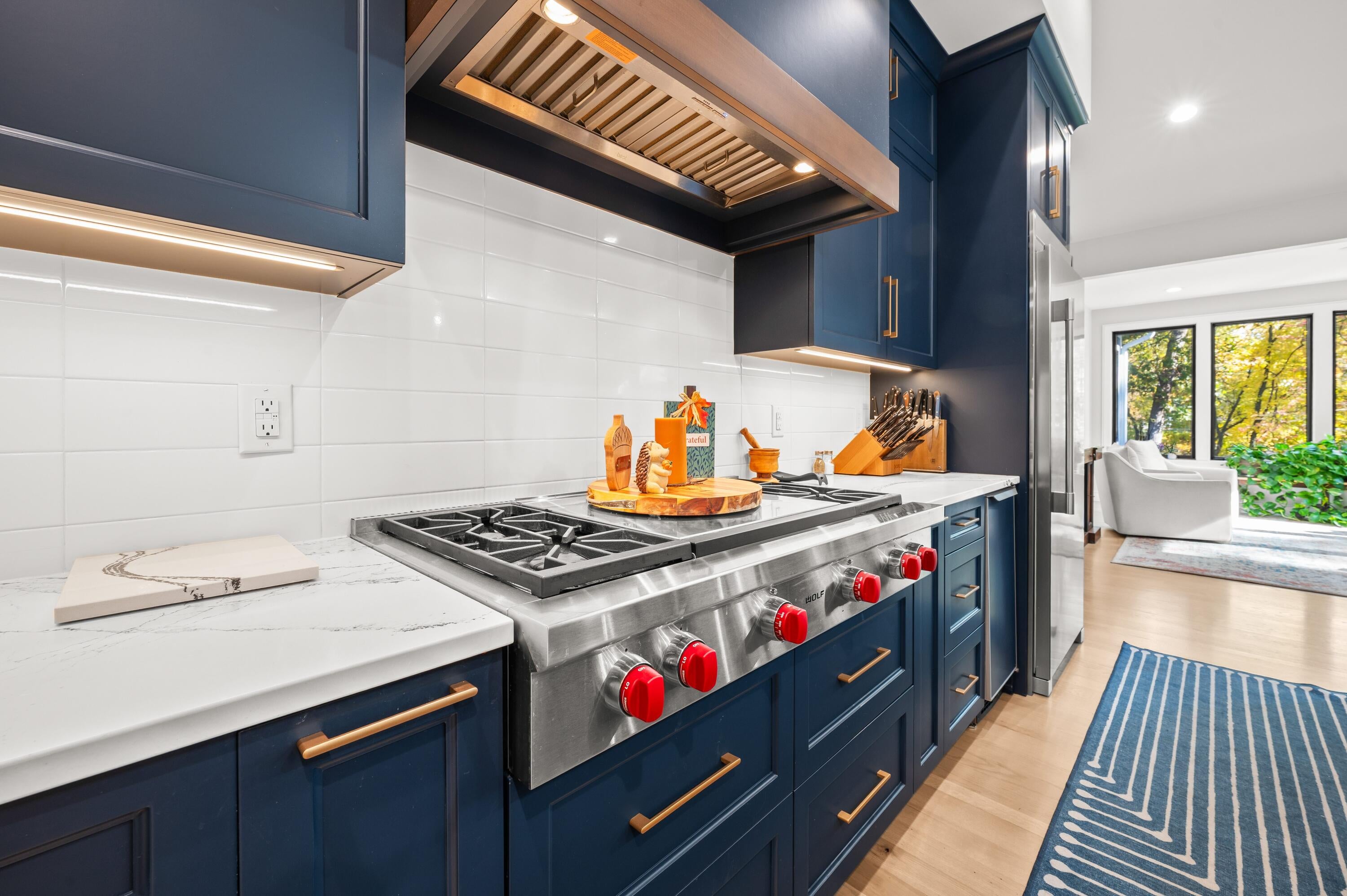 St. Joseph, Michigan, 49085, United States, 6 Bedrooms Bedrooms, ,6 BathroomsBathrooms,Residential,Active,1985598