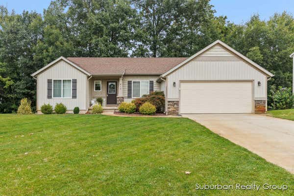 413 GREEN RIDGE DR SE, CALEDONIA, MI 49316 - Image 1