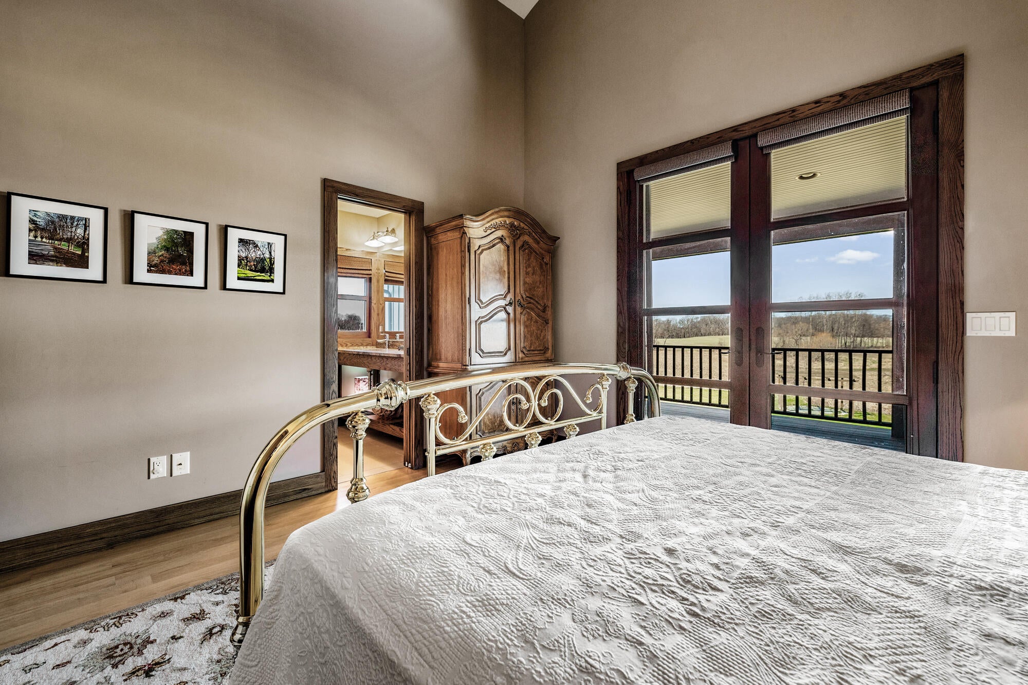 Berrien Springs, Michigan, 49103, United States, ,5 BathroomsBathrooms,Residential,Active,1849497