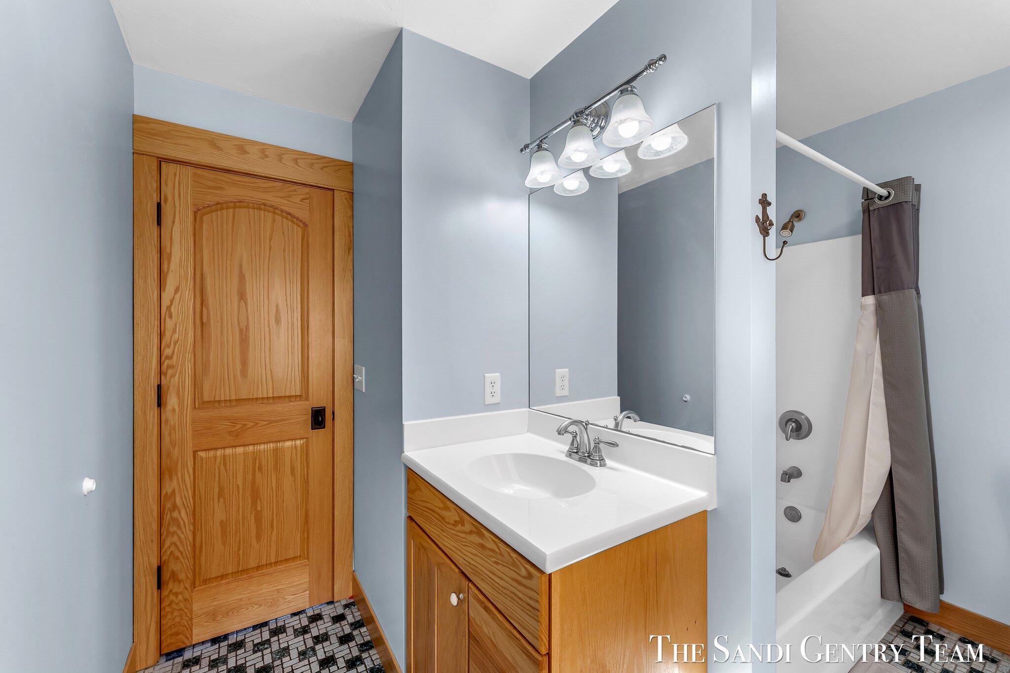 Spring Lake, Michigan, 49456, United States, 6 Bedrooms Bedrooms, ,5 BathroomsBathrooms,Residential,Active,1973307