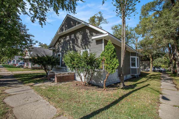 635 E EMPIRE AVE, BENTON HARBOR, MI 49022 - Image 1