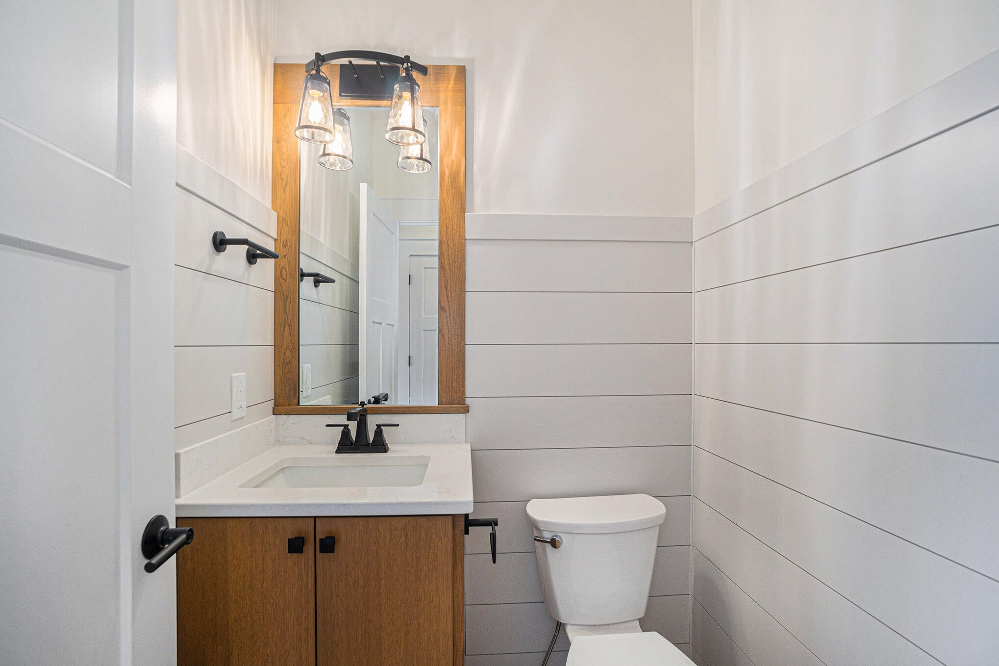 Zeeland, Michigan, 49464, United States, 4 Bedrooms Bedrooms, ,3 BathroomsBathrooms,Residential,Active,1769925