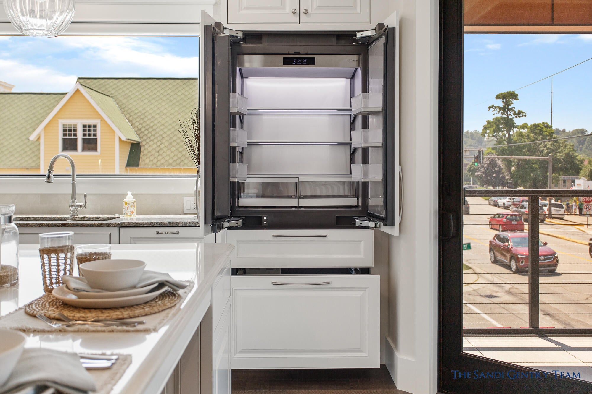 Grand Haven, Michigan, 49417, United States, 2 Bedrooms Bedrooms, ,2 BathroomsBathrooms,Residential,Active,2007339