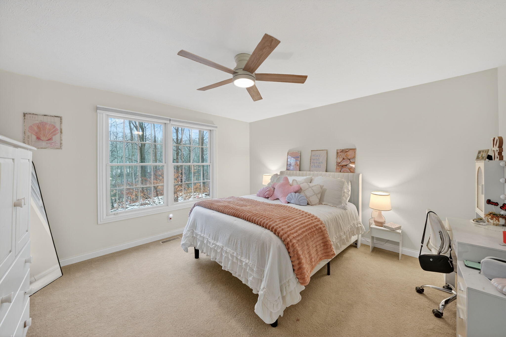 Stevensville, Michigan, 49127, United States, 5 Bedrooms Bedrooms, ,5 BathroomsBathrooms,Residential,Active,2008291