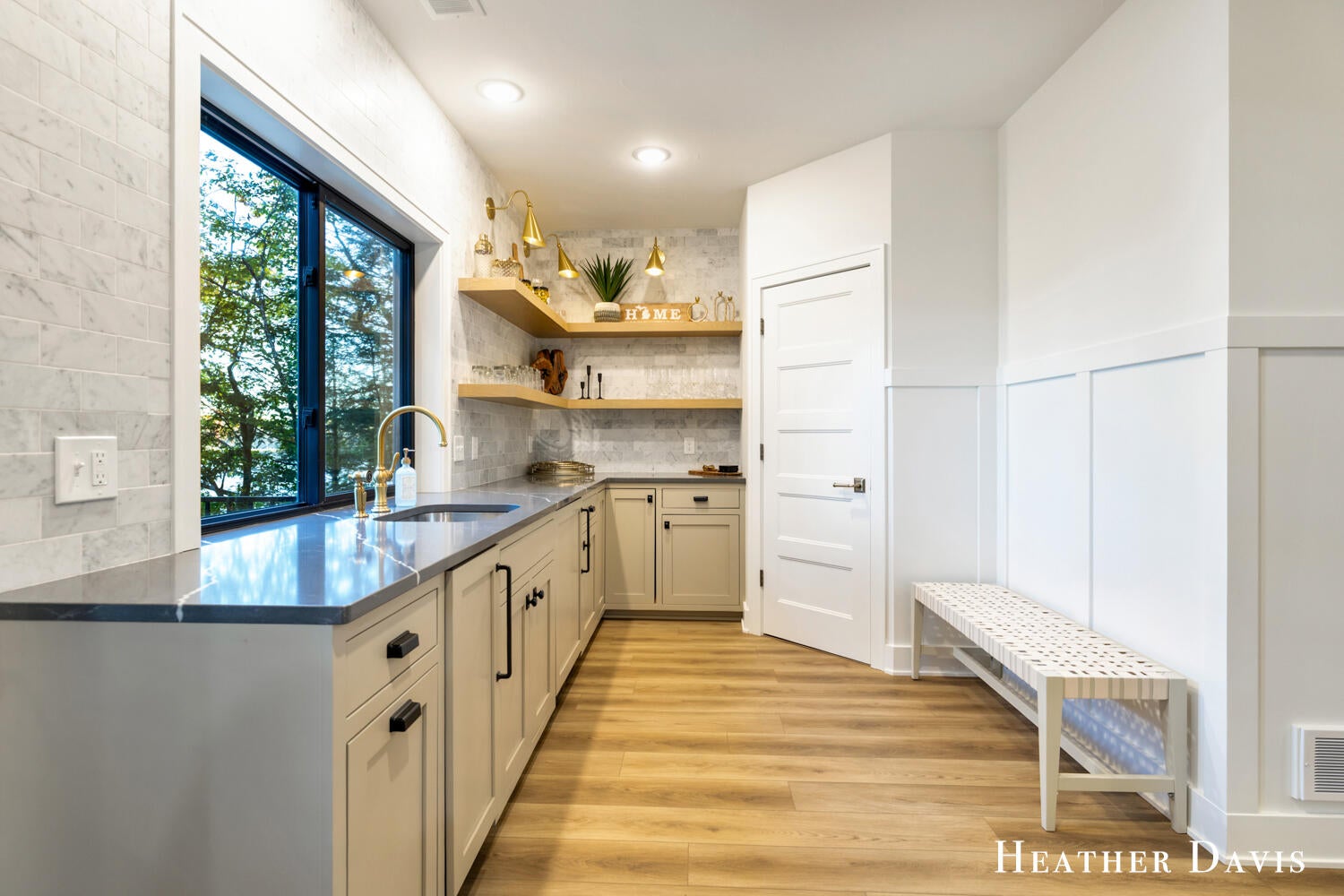 West Olive, Michigan, 49460, United States, 5 Bedrooms Bedrooms, ,6 BathroomsBathrooms,Residential,Active,1972174