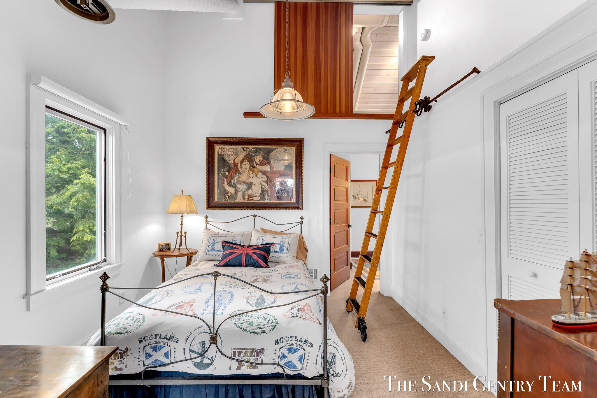 Grand Haven, Michigan, 49417, United States, ,4 BathroomsBathrooms,Residential,Active,1761642