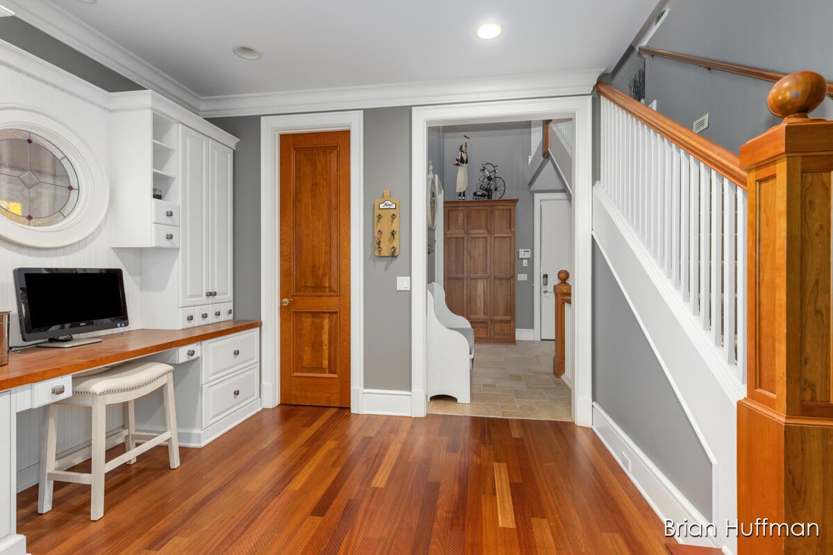 Grandville, Michigan, 49418, United States, 6 Bedrooms Bedrooms, ,9 BathroomsBathrooms,Residential,Active,1988461