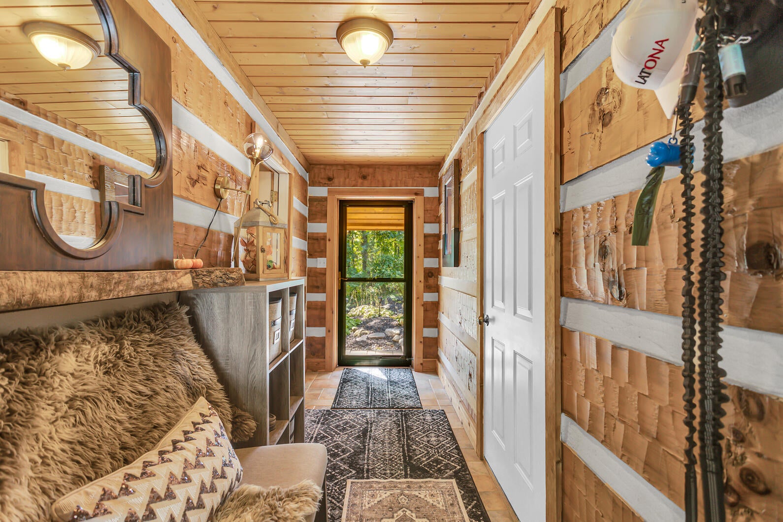 Horton, Michigan, 49246, United States, 5 Bedrooms Bedrooms, ,3 BathroomsBathrooms,Residential,Active,1944098