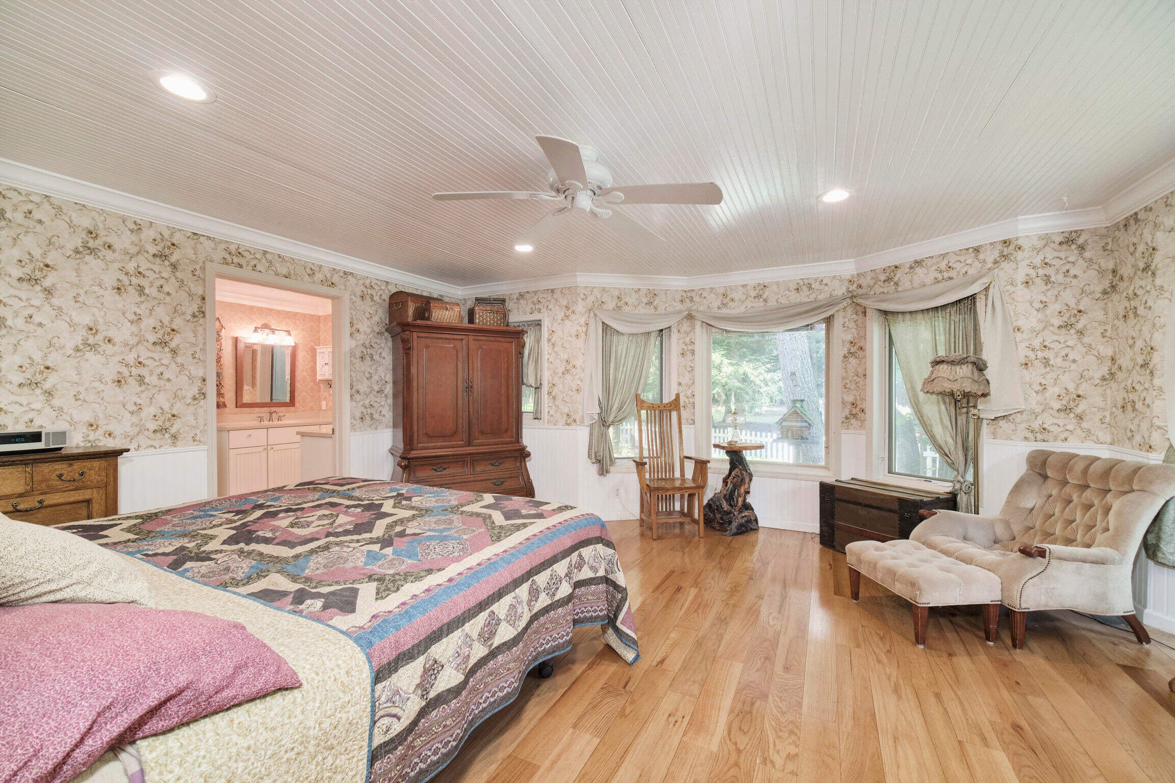 Manistee, Michigan, 49660, United States, 4 Bedrooms Bedrooms, ,4 BathroomsBathrooms,Residential,Active,1913051