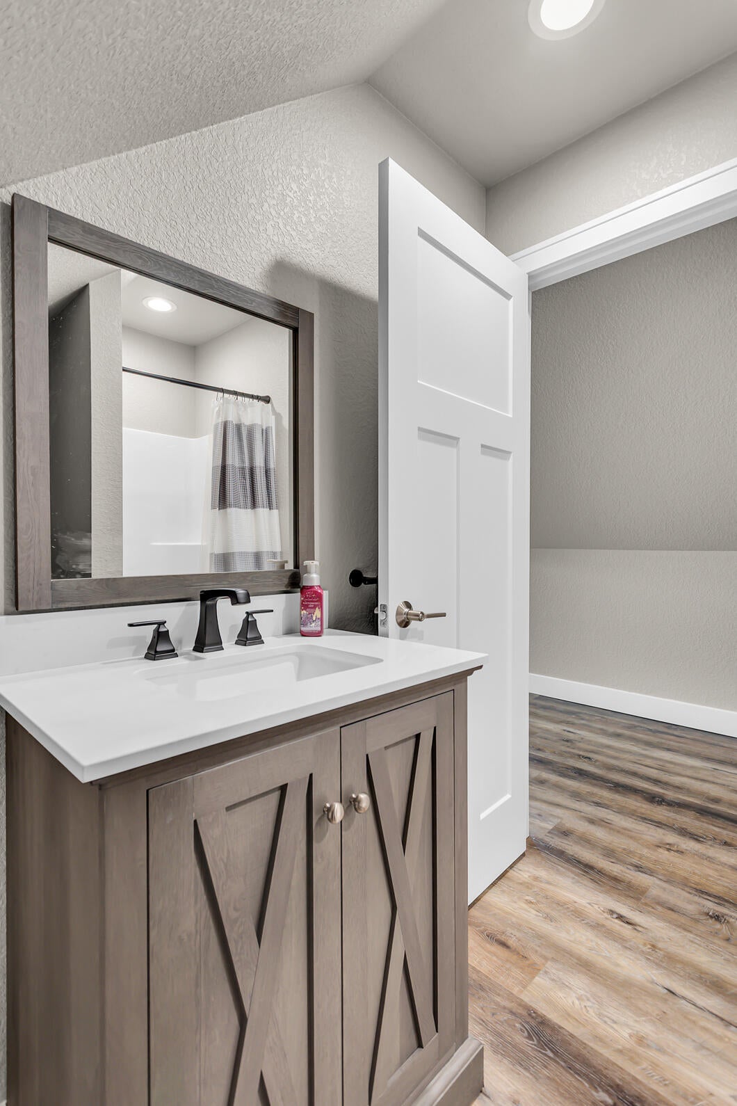 Horton, Michigan, 49246, United States, 4 Bedrooms Bedrooms, ,4 BathroomsBathrooms,Residential,Active,2026784