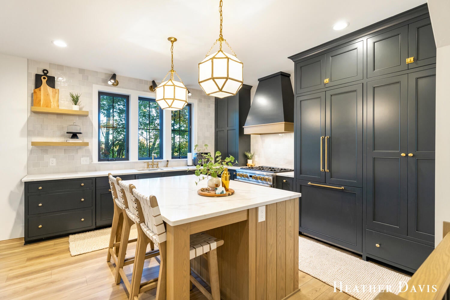 West Olive, Michigan, 49460, United States, 5 Bedrooms Bedrooms, ,6 BathroomsBathrooms,Residential,Active,1972174