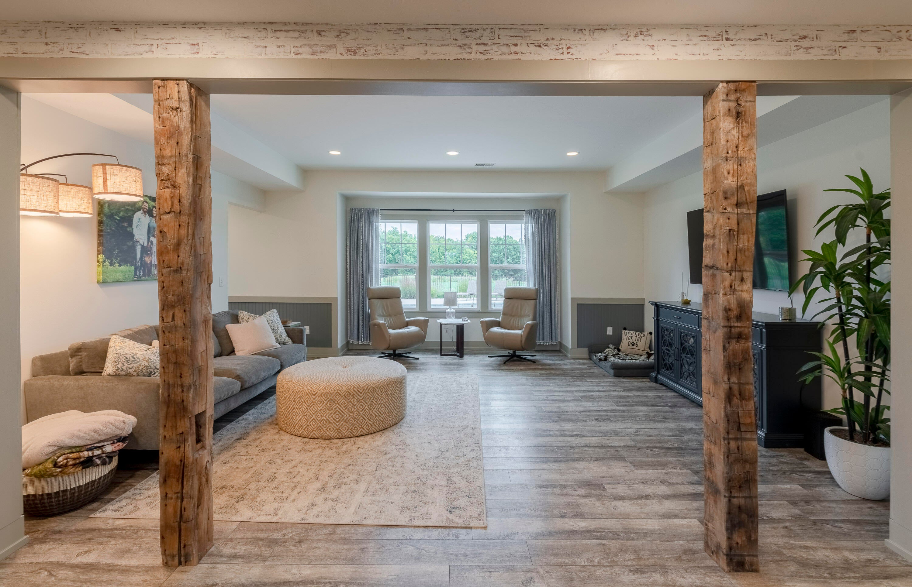 Middleville, Michigan, 49333, United States, 6 Bedrooms Bedrooms, ,3 BathroomsBathrooms,Residential,Active,2006790