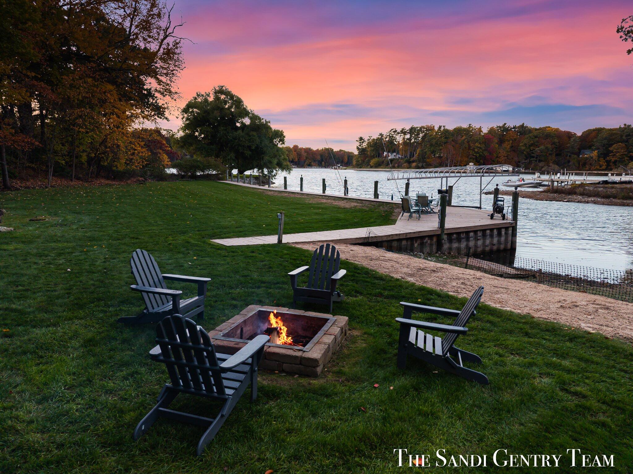 Spring Lake, Michigan, 49456, United States, 6 Bedrooms Bedrooms, ,5 BathroomsBathrooms,Residential,Active,1973307