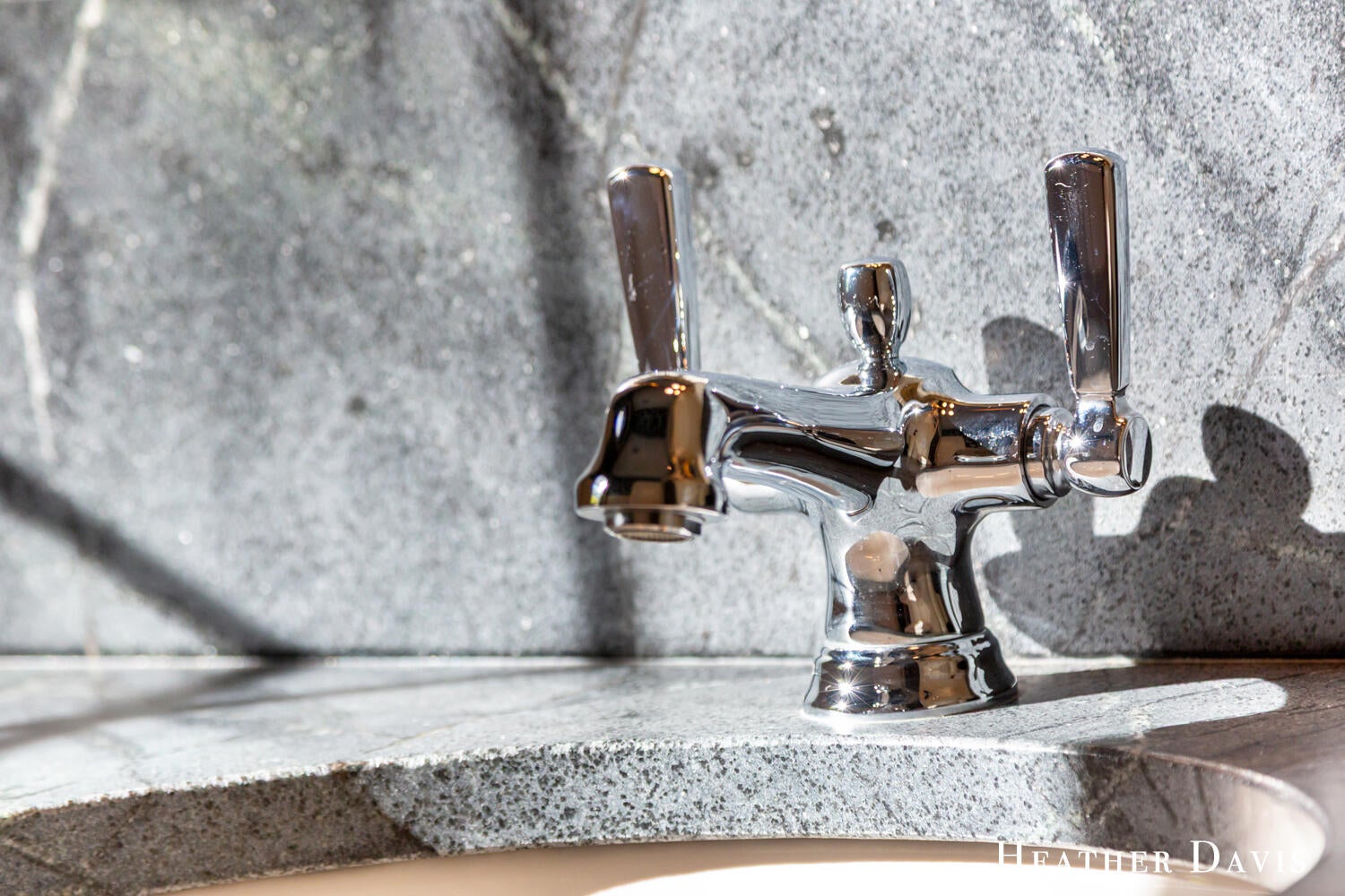 West Olive, Michigan, 49460, United States, 5 Bedrooms Bedrooms, ,6 BathroomsBathrooms,Residential,Active,1972174