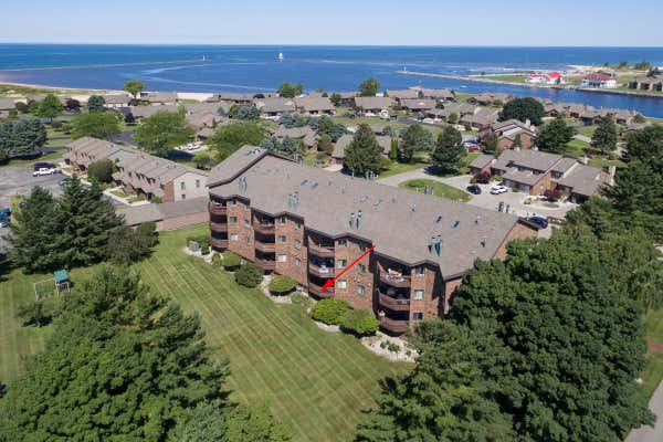 368 HARBOR DR UNIT 104, LUDINGTON, MI 49431 - Image 1