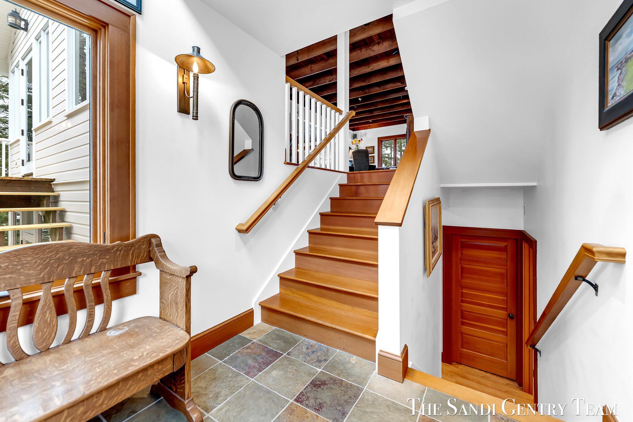 Grand Haven, Michigan, 49417, United States, ,4 BathroomsBathrooms,Residential,Active,1761642