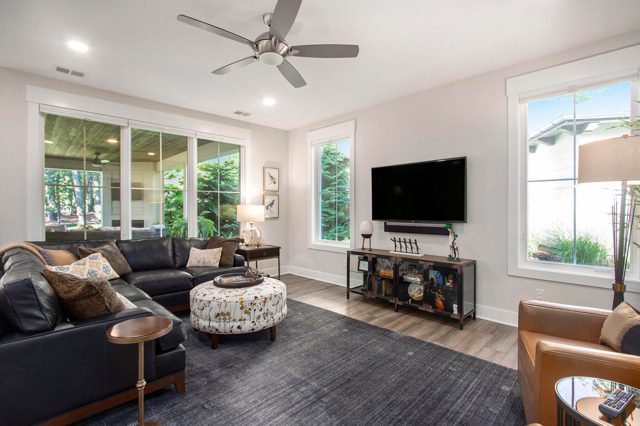 Holland, Michigan, 49424, United States, 3 Bedrooms Bedrooms, ,3 BathroomsBathrooms,Residential,Active,1970962