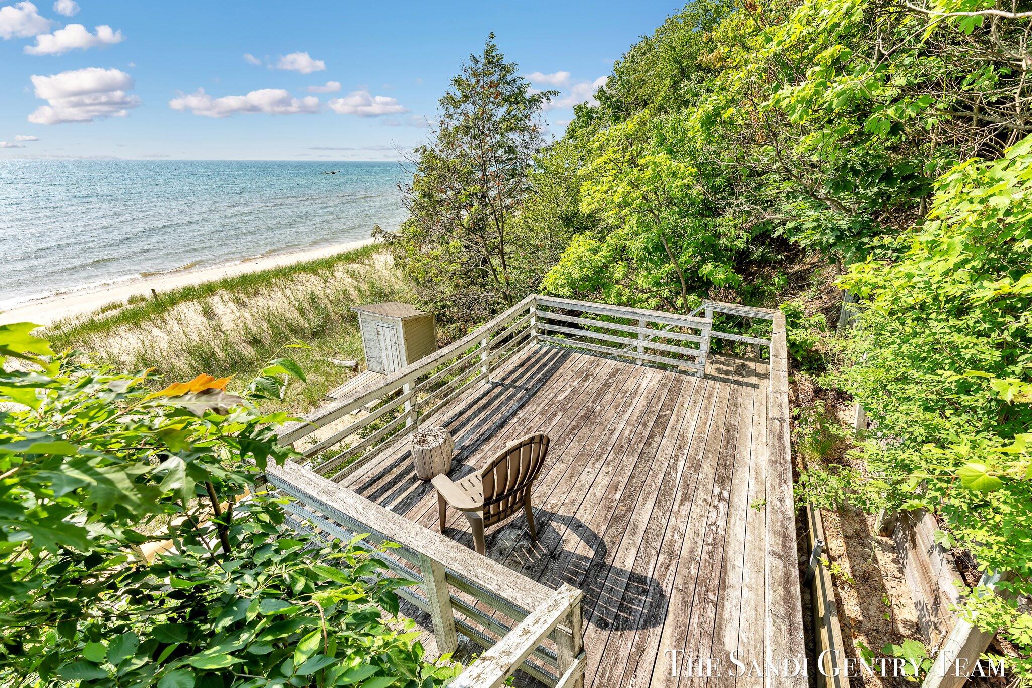 Grand Haven, Michigan, 49417, United States, ,4 BathroomsBathrooms,Residential,Active,1761642