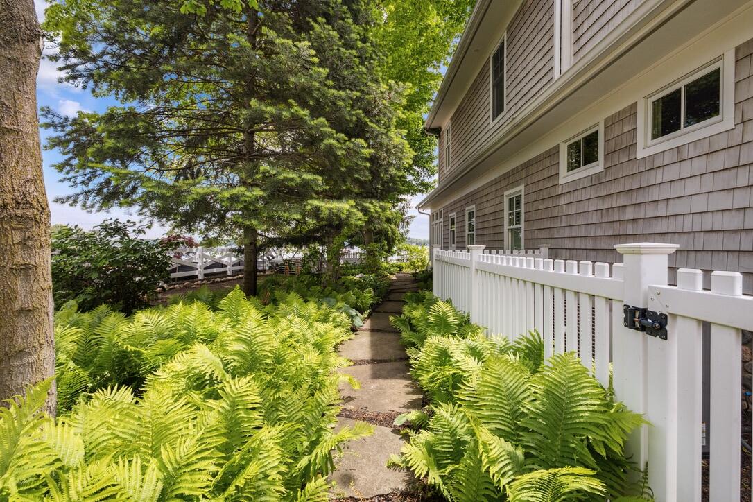 White Pigeon, Michigan, 49099, United States, 9 Bedrooms Bedrooms, ,9 BathroomsBathrooms,Residential,Active,1849554