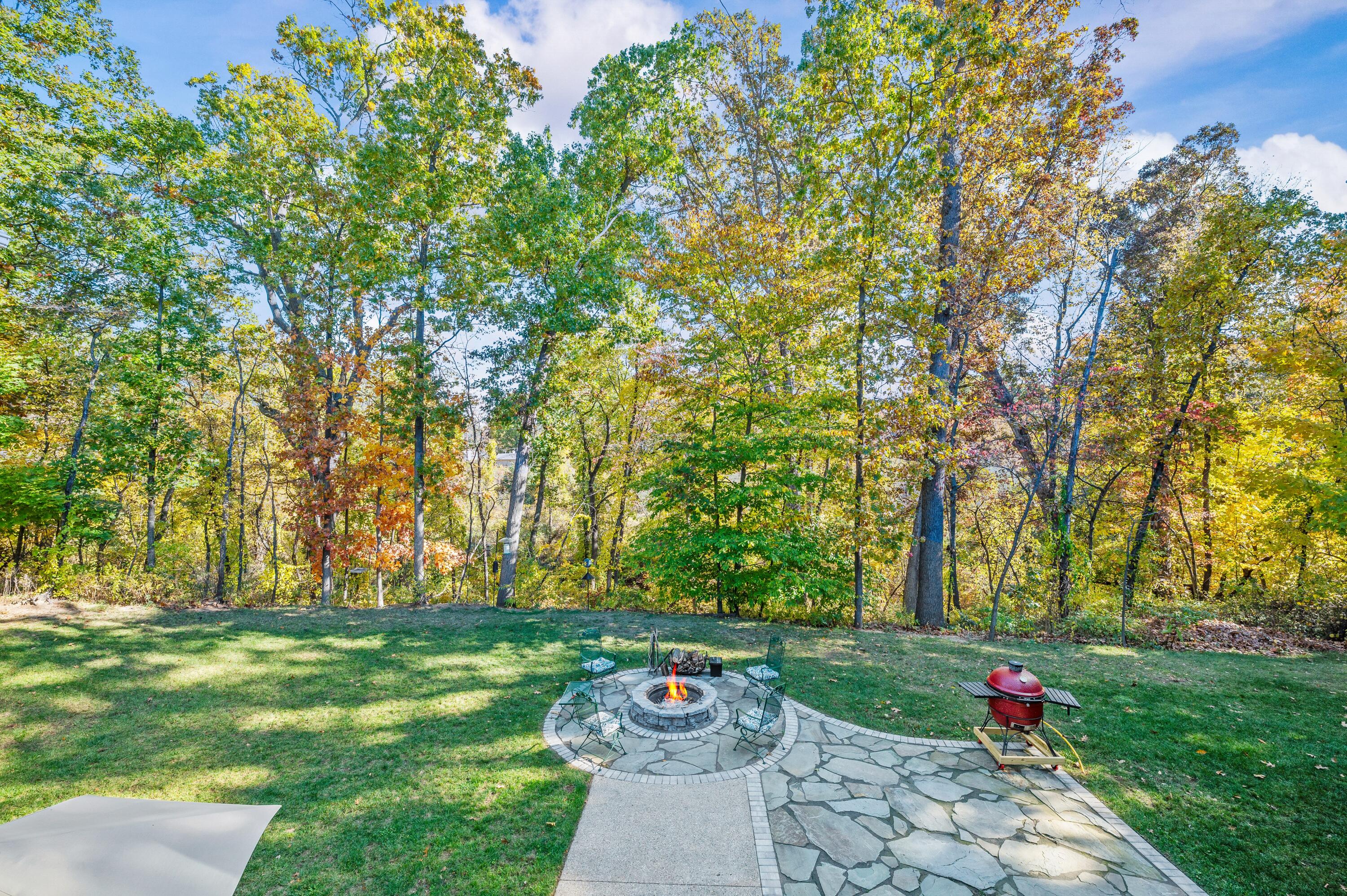 St. Joseph, Michigan, 49085, United States, 6 Bedrooms Bedrooms, ,6 BathroomsBathrooms,Residential,Active,1985598