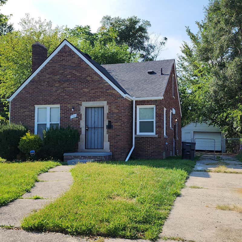 11921 LANSDOWNE ST, DETROIT, MI 48224, photo 1 of 23