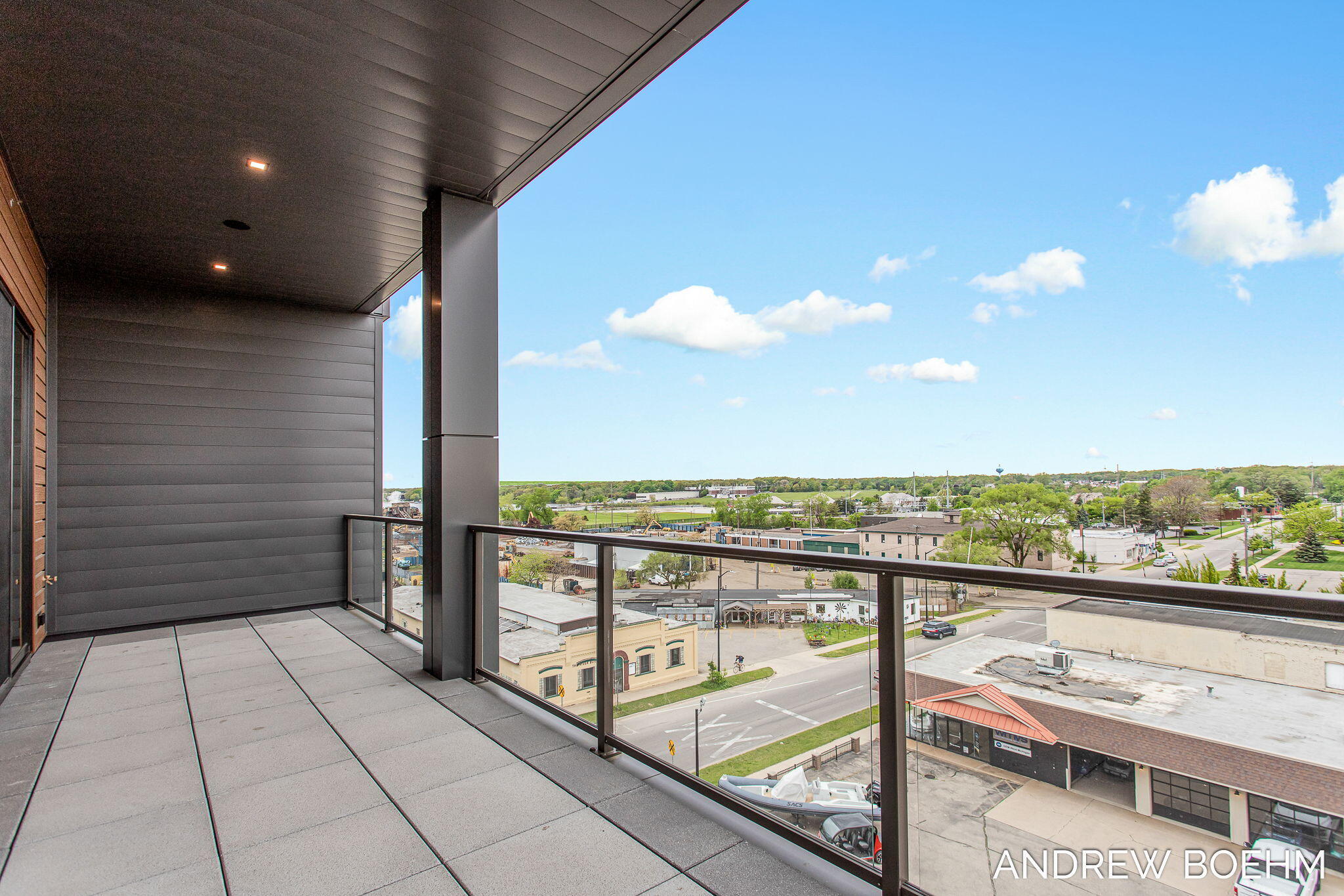 Holland, Michigan, 49423, United States, ,3 BathroomsBathrooms,Residential,Pending,1769506