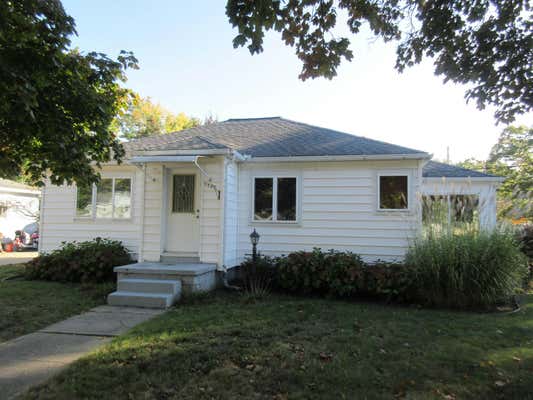 1702 WAVERLY AVE, GRAND HAVEN, MI 49417 - Image 1