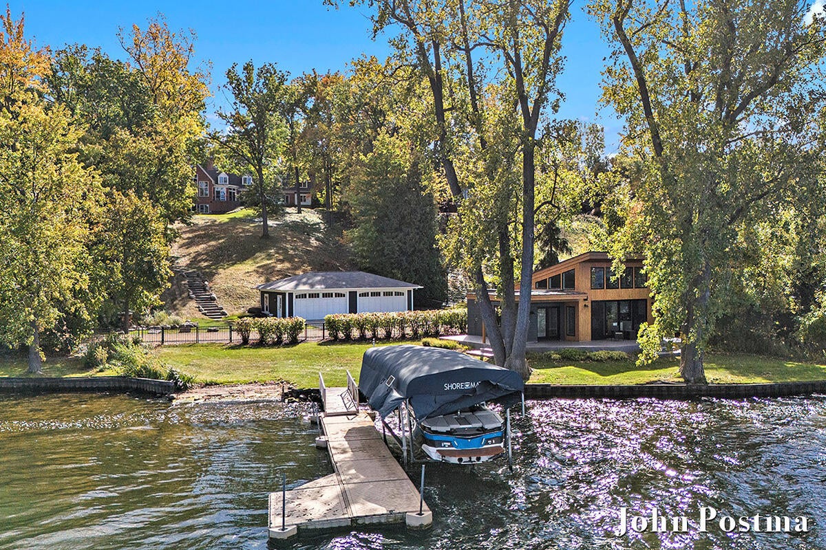 East Grand Rapids, Michigan, 49506, United States, 4 Bedrooms Bedrooms, ,6 BathroomsBathrooms,Residential,Active,2015444