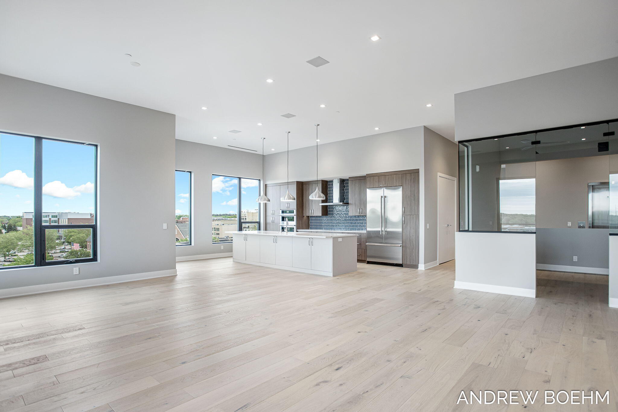 Holland, Michigan, 49423, United States, ,3 BathroomsBathrooms,Residential,Pending,1769506