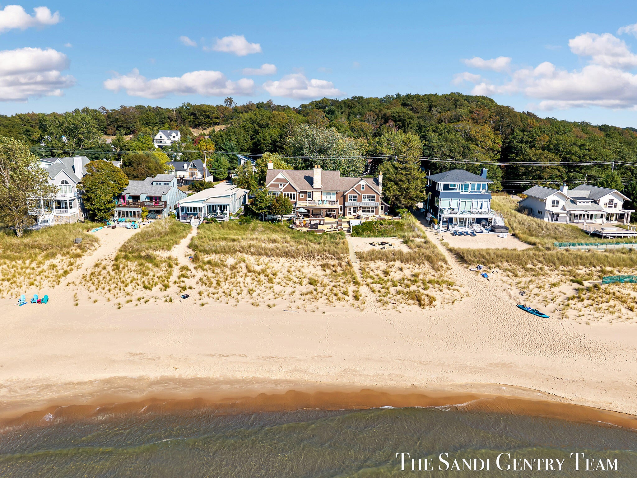 Spring Lake, Michigan, 49456, United States, 5 Bedrooms Bedrooms, ,6 BathroomsBathrooms,Residential,Active,1960133
