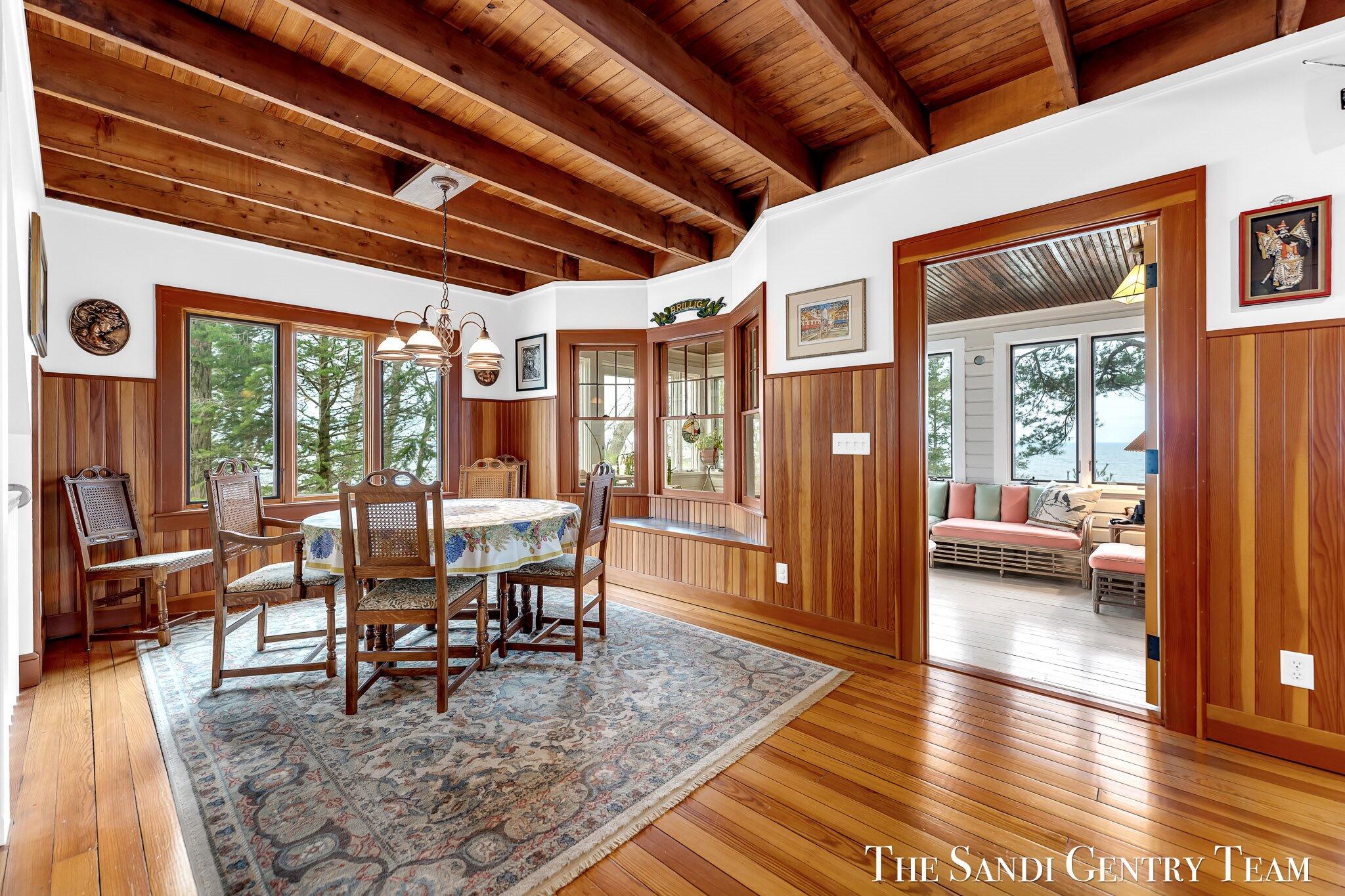 Grand Haven, Michigan, 49417, United States, ,4 BathroomsBathrooms,Residential,Active,1761642