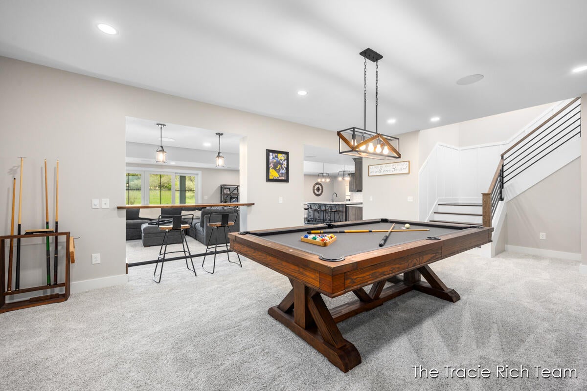 Rockford, Michigan, 49341, United States, 5 Bedrooms Bedrooms, ,5 BathroomsBathrooms,Residential,Active,1929409