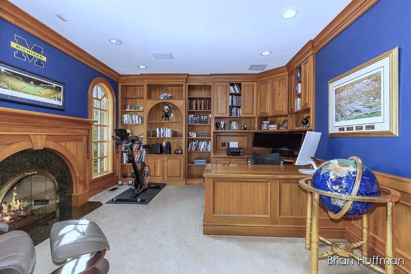 Grandville, Michigan, 49418, United States, 6 Bedrooms Bedrooms, ,9 BathroomsBathrooms,Residential,Active,1988461