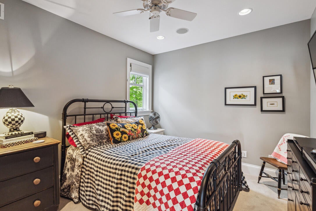 White Pigeon, Michigan, 49099, United States, 9 Bedrooms Bedrooms, ,9 BathroomsBathrooms,Residential,Active,1849554