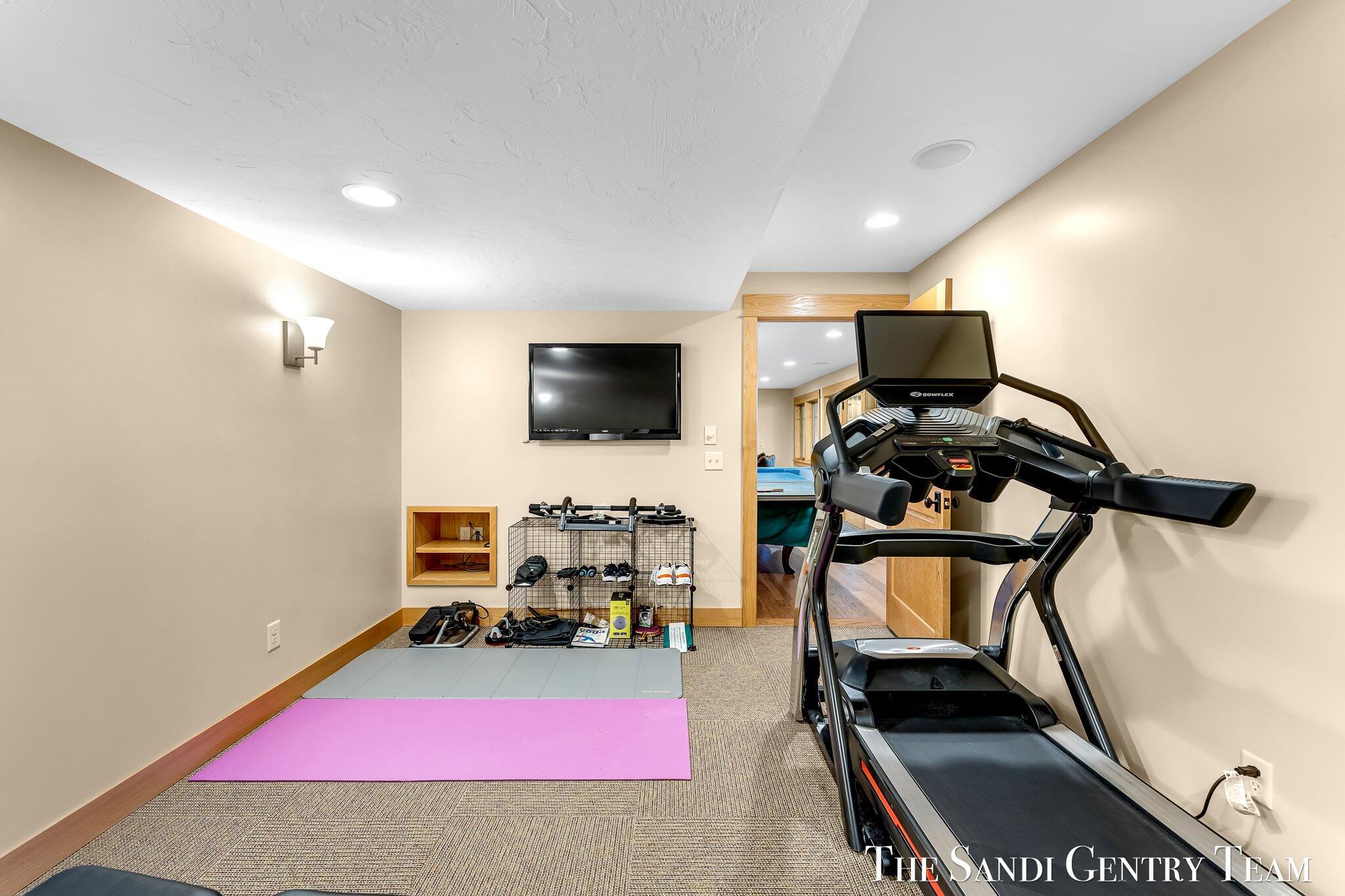 Spring Lake, Michigan, 49456, United States, 6 Bedrooms Bedrooms, ,5 BathroomsBathrooms,Residential,Active,1973307