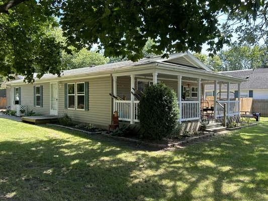 303 1ST ST, BRECKENRIDGE, MI 48615 - Image 1