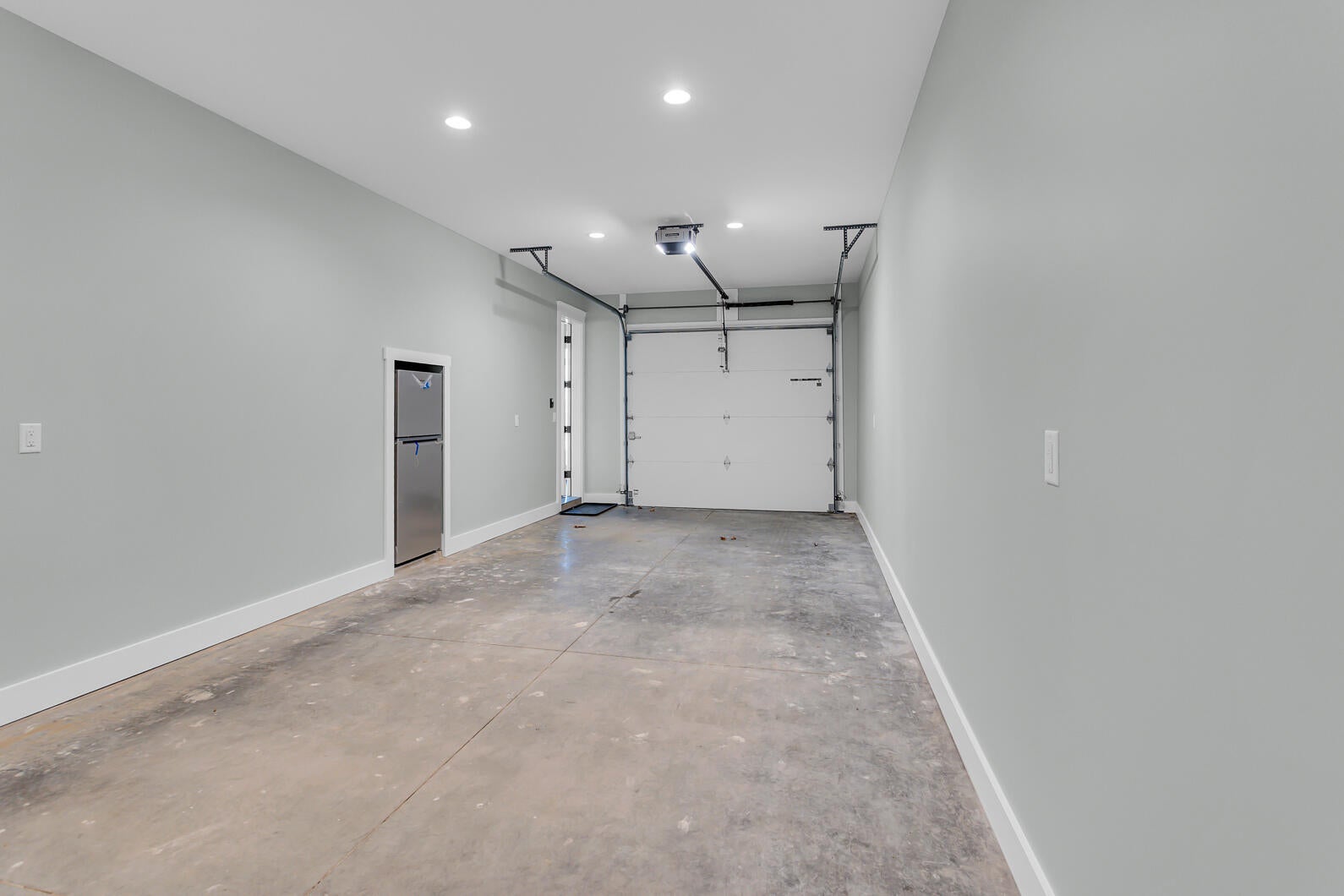 Manitou Beach, Michigan, 49253, United States, 5 Bedrooms Bedrooms, ,4 BathroomsBathrooms,Residential,Active,1989794