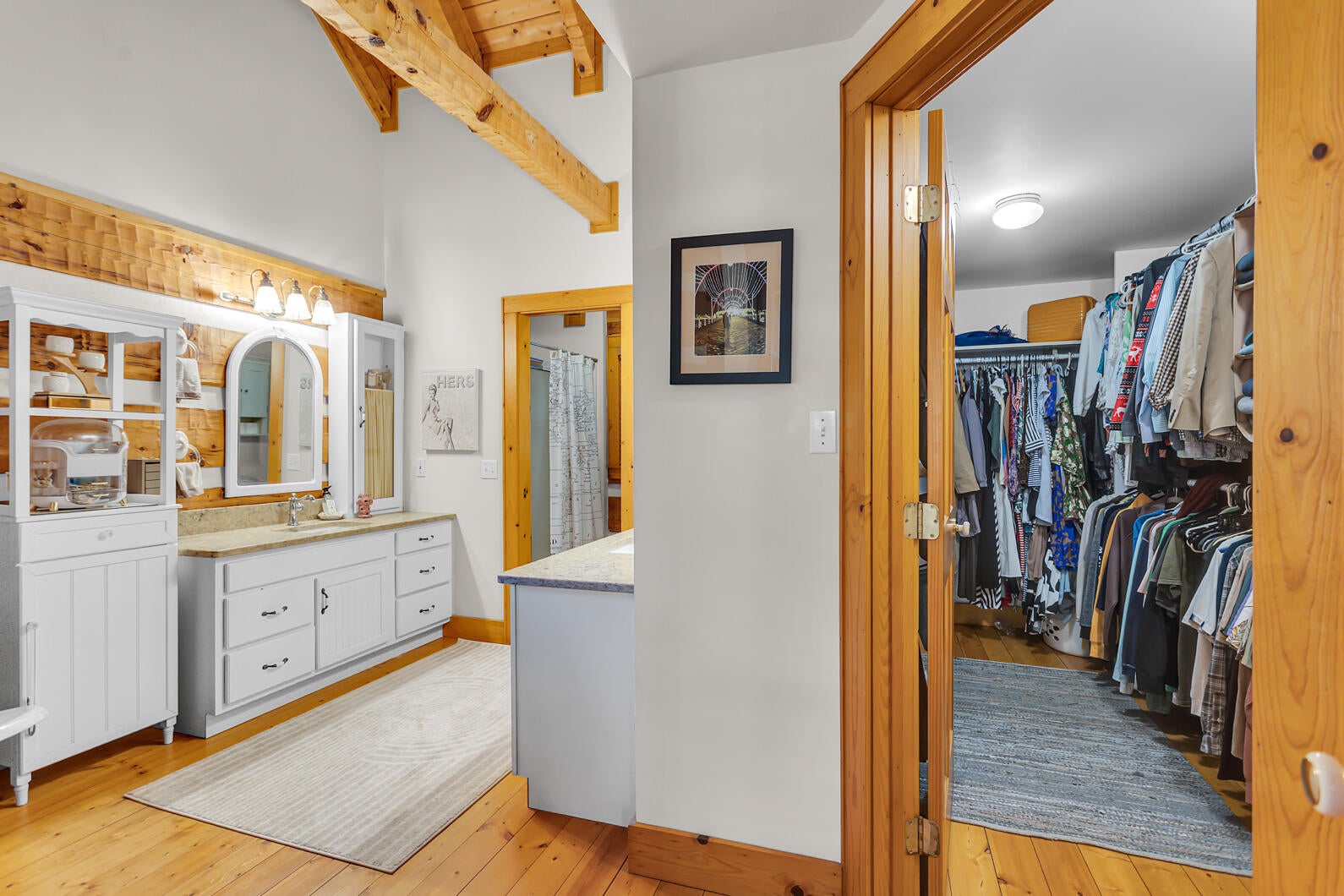 Horton, Michigan, 49246, United States, 5 Bedrooms Bedrooms, ,3 BathroomsBathrooms,Residential,Active,1944098