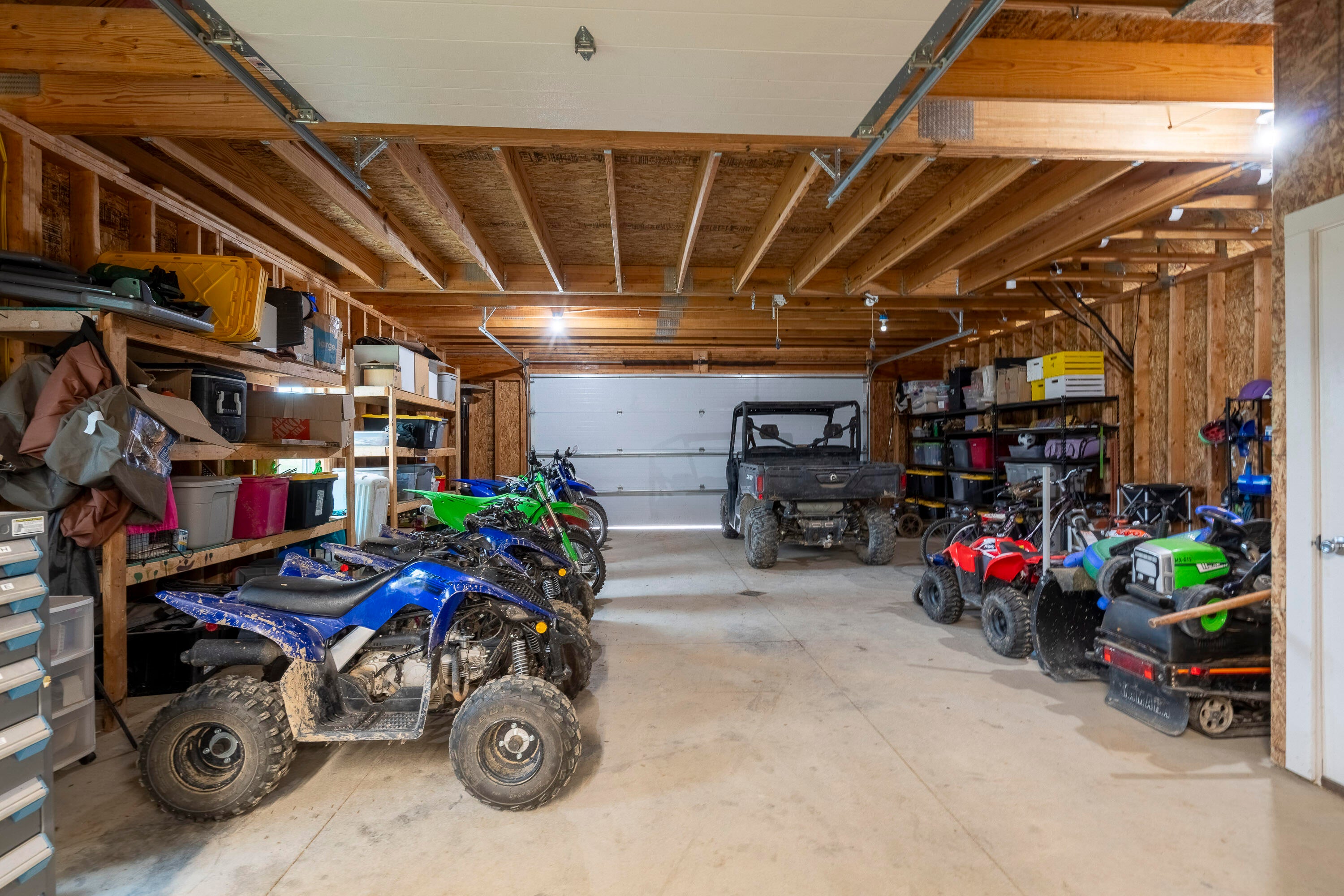 Middleville, Michigan, 49333, United States, 6 Bedrooms Bedrooms, ,3 BathroomsBathrooms,Residential,Active,2006790